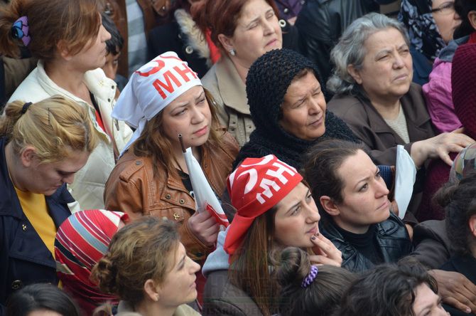 MHP LİDERi DEVLET BAHÇELİ AKHİSARLILAR İLE BULUŞTU